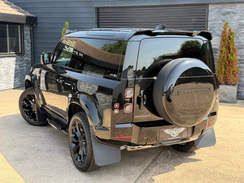 Land Rover Defender 90 90 3.0 D250 Hard Top S Bespoke Styling - 20 Black #5