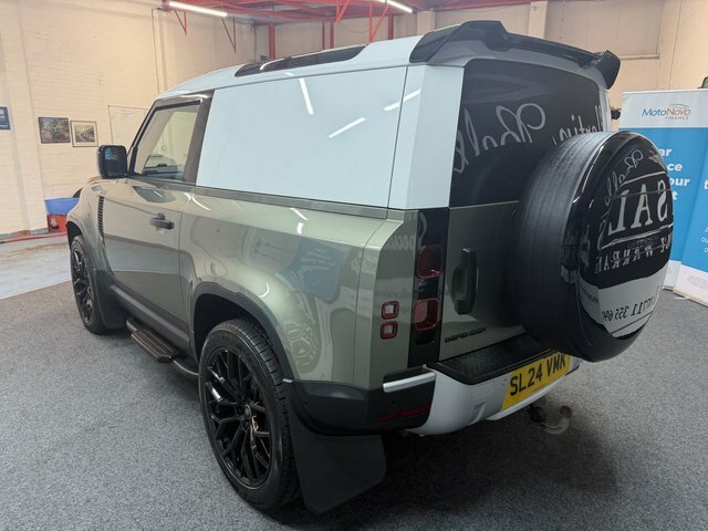 Land Rover Defender 3.0 D250 Mhev Hard SL24VMK Green #5