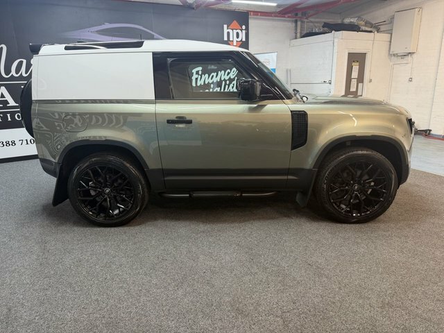 Land Rover Defender 3.0 D250 Mhev Hard SL24VMK Green #2