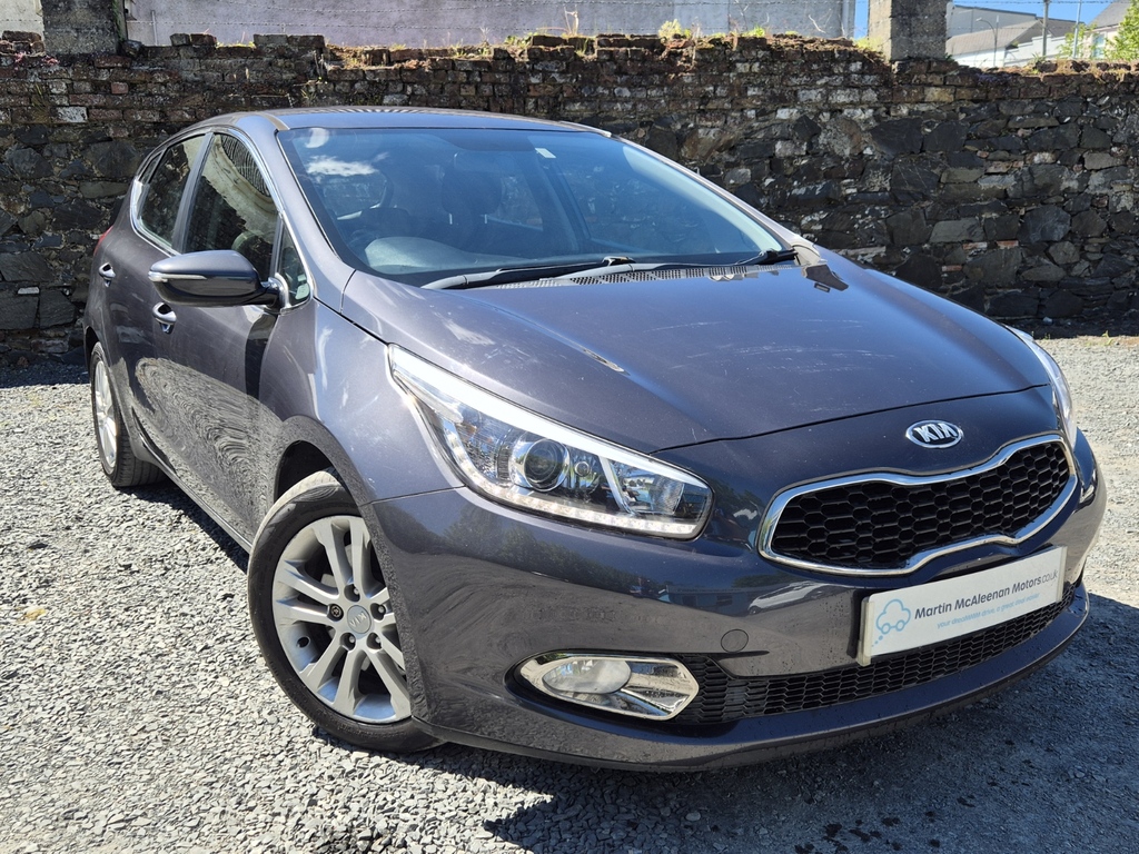 Kia Ceed 1.6 Gdi Grey
