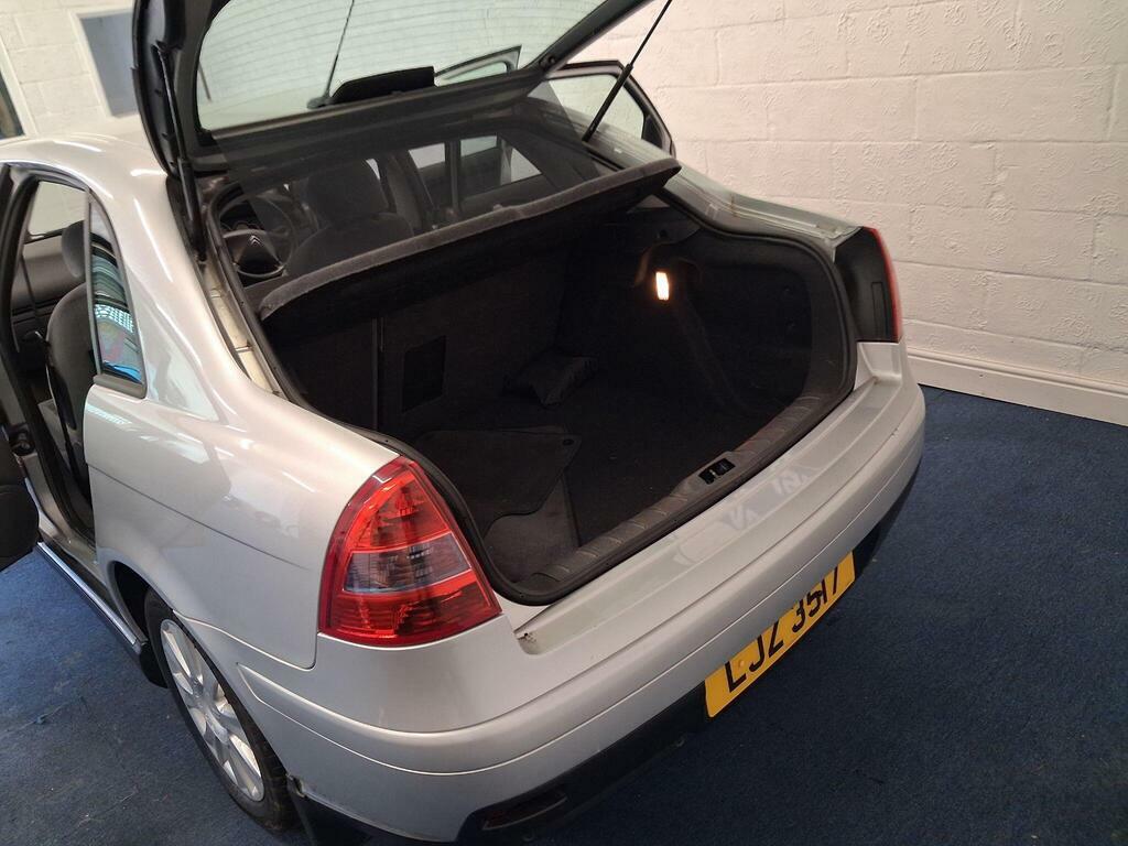 Citroen C5 2.0I 16V Exclusive Grey #22