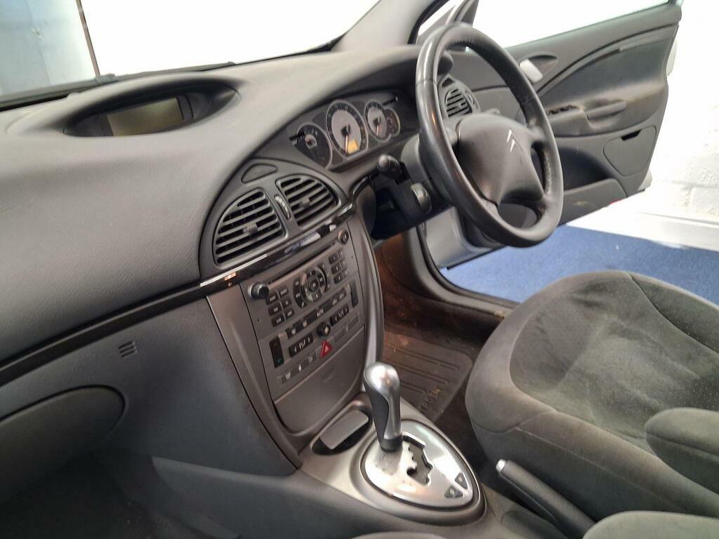 Citroen C5 2.0I 16V Exclusive Grey #24