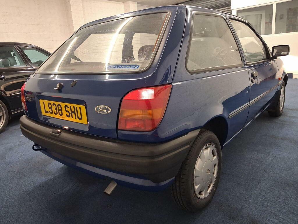 Ford Fiesta 1.1 L  #4
