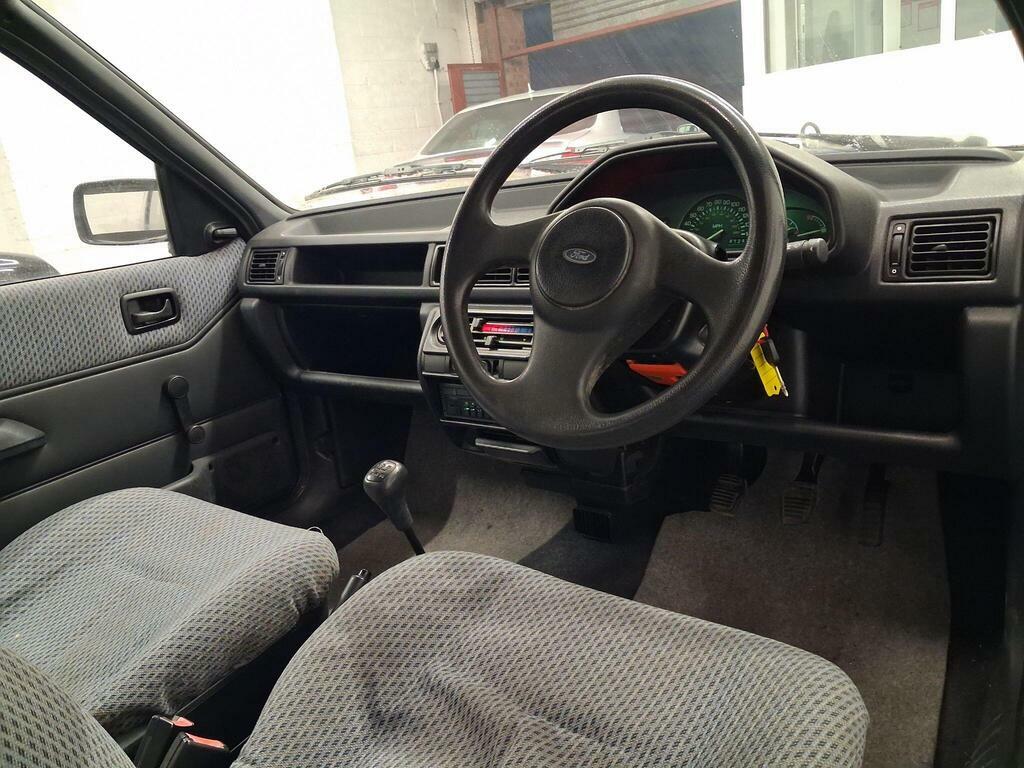 Ford Fiesta 1.1 L  #5