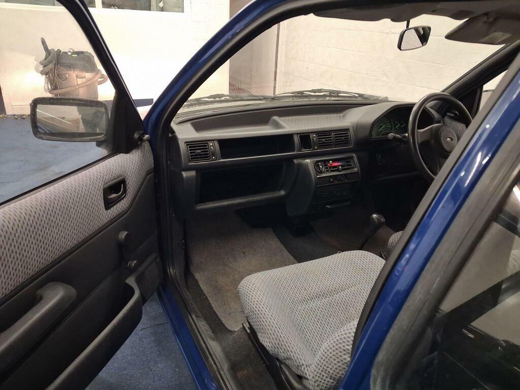 Ford Fiesta Hatchback Black #36