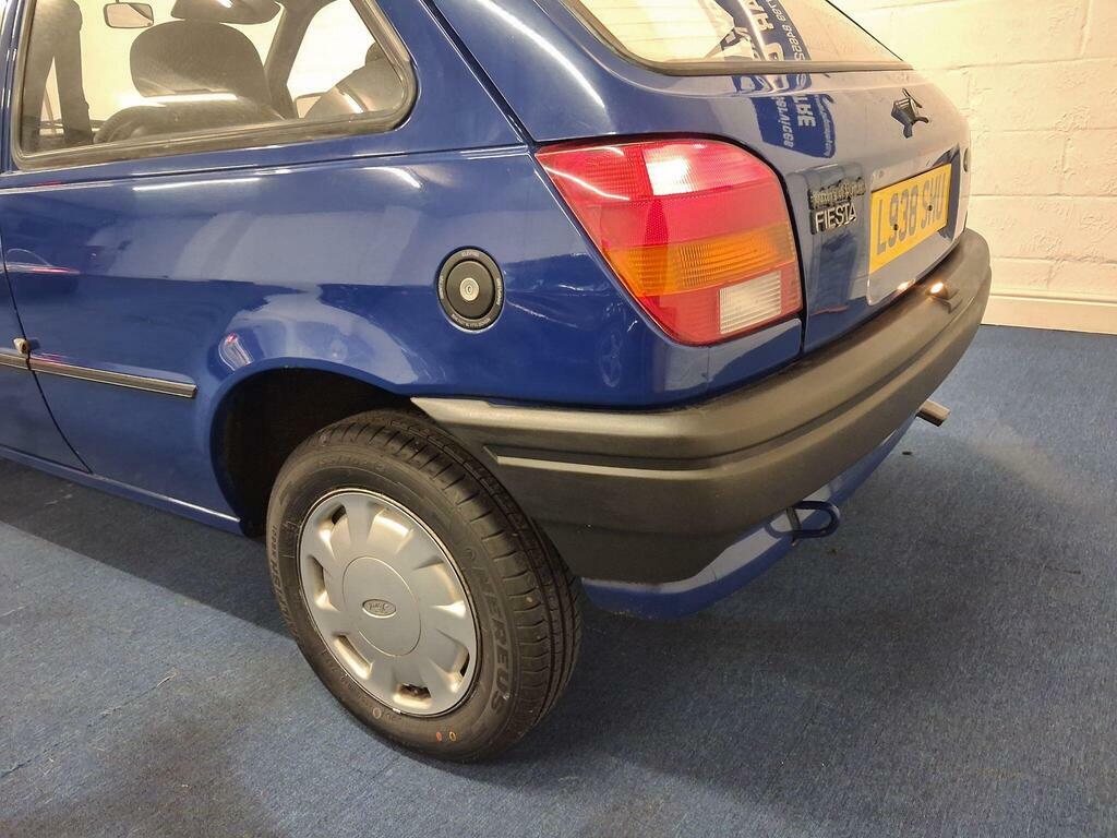 Ford Fiesta Hatchback Black #12