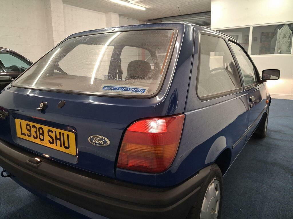 Ford Fiesta Hatchback Black #22
