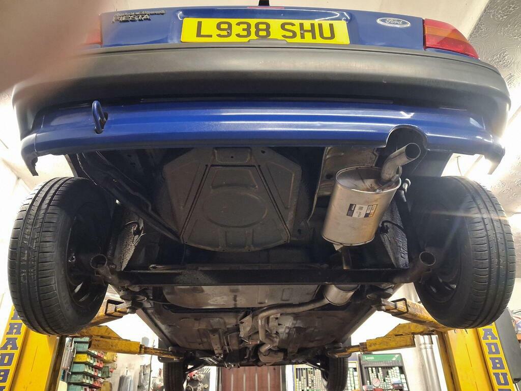 Ford Fiesta 1.1 L  #3