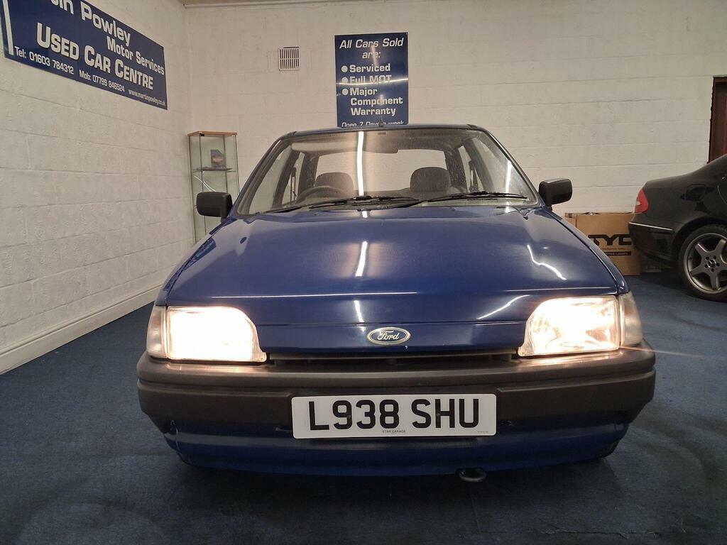 Ford Fiesta Hatchback Black #7