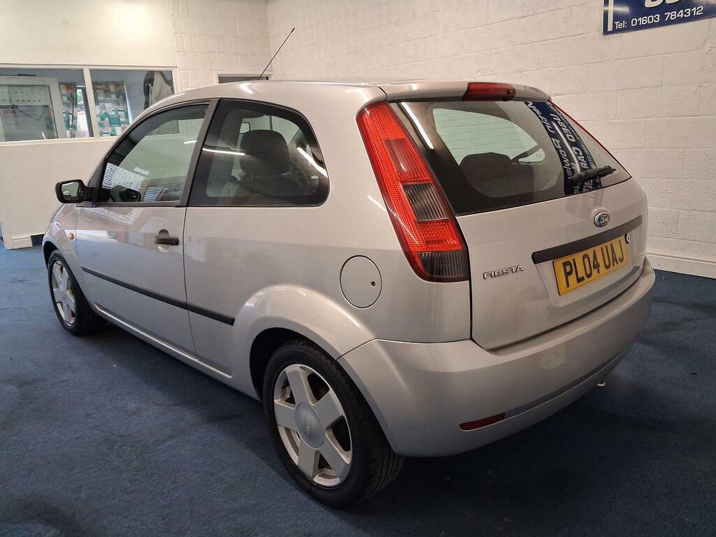 Ford Fiesta 1.4 Flame Limited Edition Silver #2