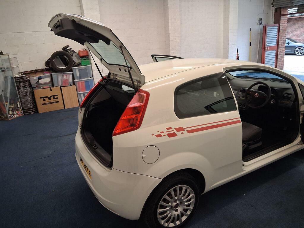 Fiat Grande Punto 1.4 Active Hatchback Blue #29