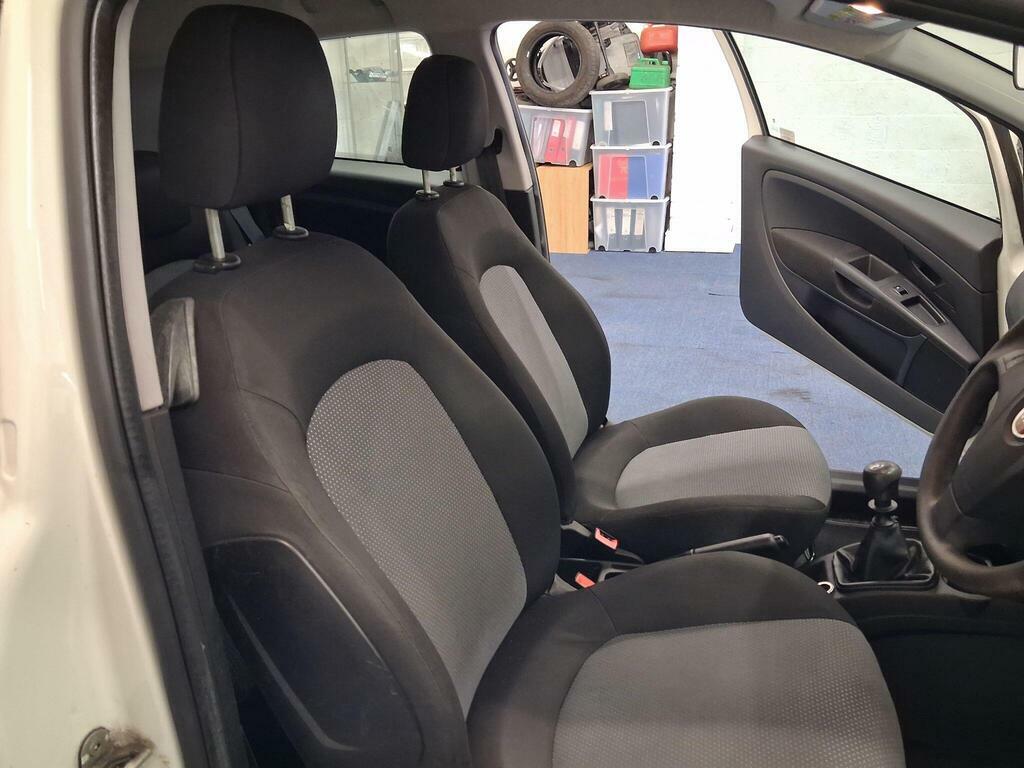 Fiat Grande Punto 1.4 Active Hatchback Blue #24