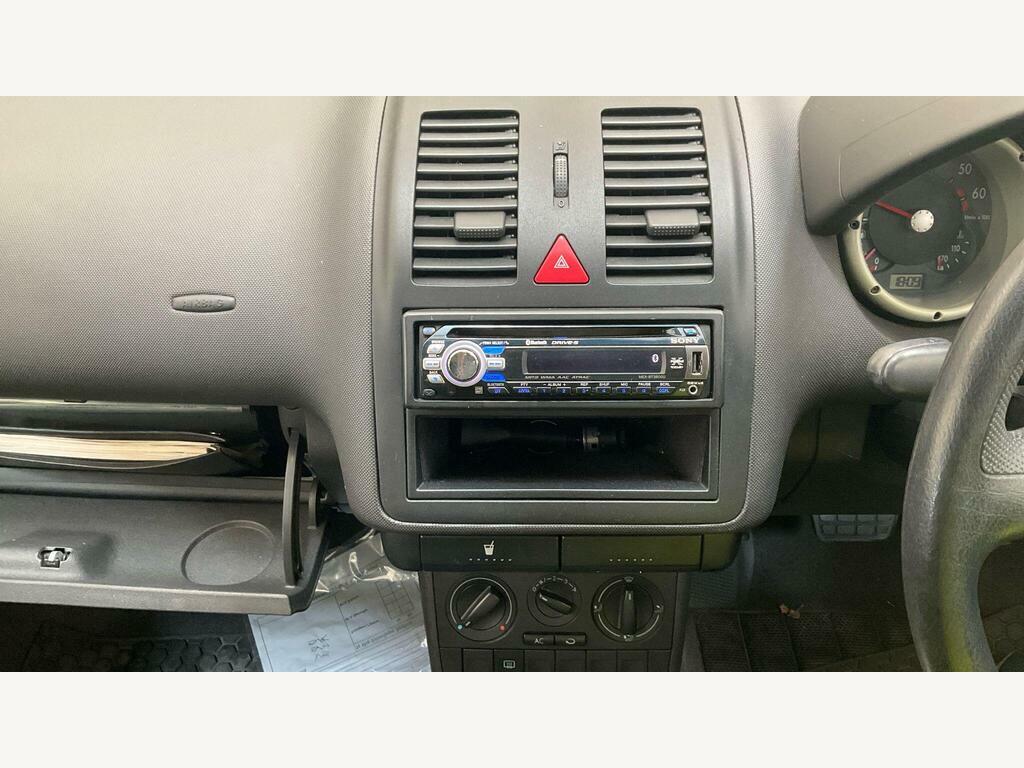 Volkswagen Polo Hatchback Silver #6