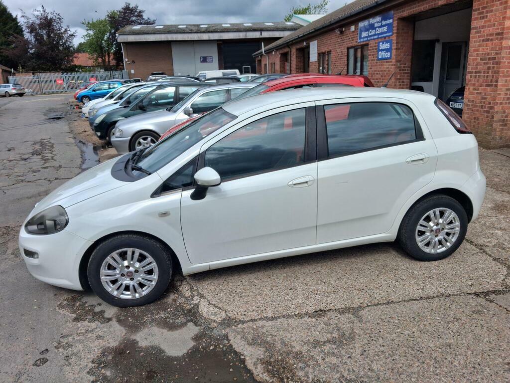 Fiat Punto 1.2 Easy Euro 5 White #2