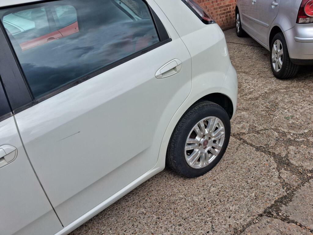 Fiat Punto 1.2 Easy Euro 5 White #5