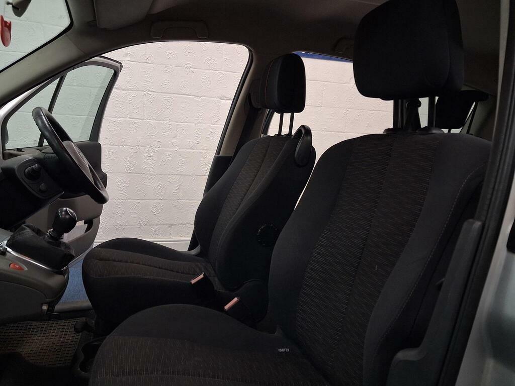 Renault Grand Scenic Hatchback Blue #14