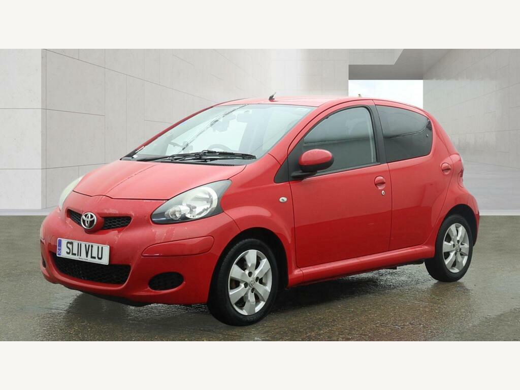 Toyota Aygo 1.0 Vvt-i Go Euro 5 Red