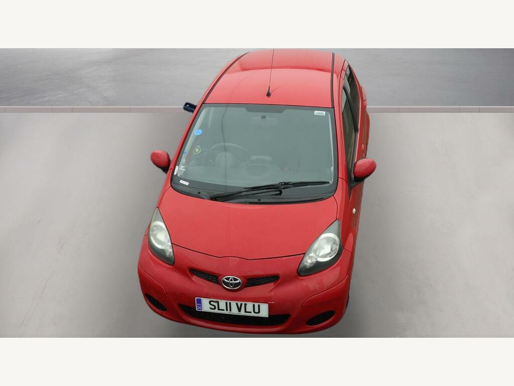 Toyota Aygo 1.0 Vvt-i Go Euro 5 Red #6