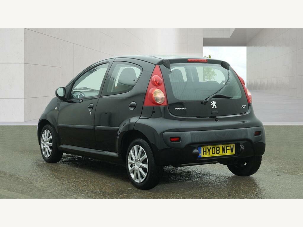 Peugeot 107 Urban 3-Door Yellow #4