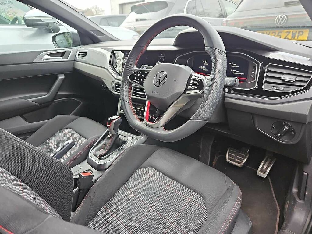 Volkswagen Polo 2.0 Tsi Gti Dsg Black #6