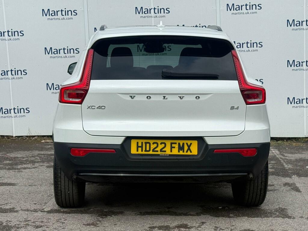 Volvo XC40 2.0 B4 Mhev Ultimate Dct Euro 6 Ss White #6