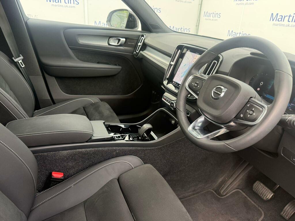 Volvo XC40 2.0 B4 Mhev Ultimate Dct Euro 6 Ss White #2