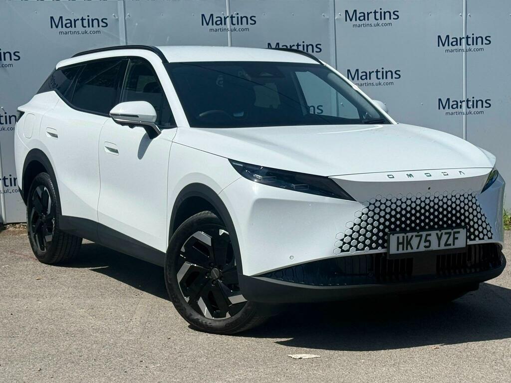 Omoda 7 1.5T Shs 18.4Kwh Knight Dht1 Euro 6 Ss White
