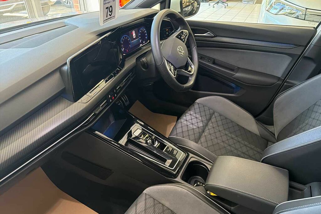 Volkswagen Golf 1.5 Etsi 150 R-line Dsg VO73XZE White #2