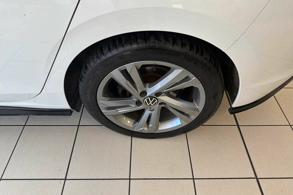 Volkswagen Golf 1.5 Etsi 150 R-line Dsg VO73XZE White #5