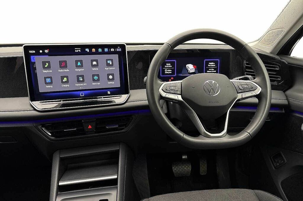 Volkswagen Tiguan 1.5 Tsi Ehybrid Match Dsg GL25MYD Black #2