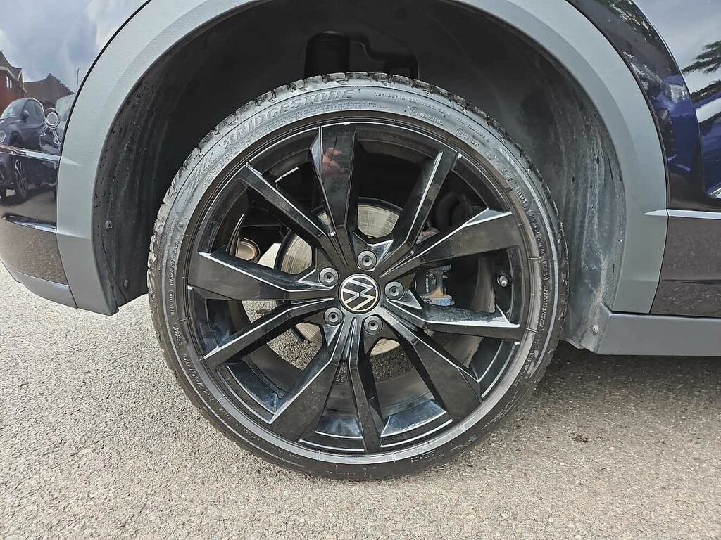 Volkswagen T-Roc 1.5 Tsi R-line Dsg RJ75UUF Black #5