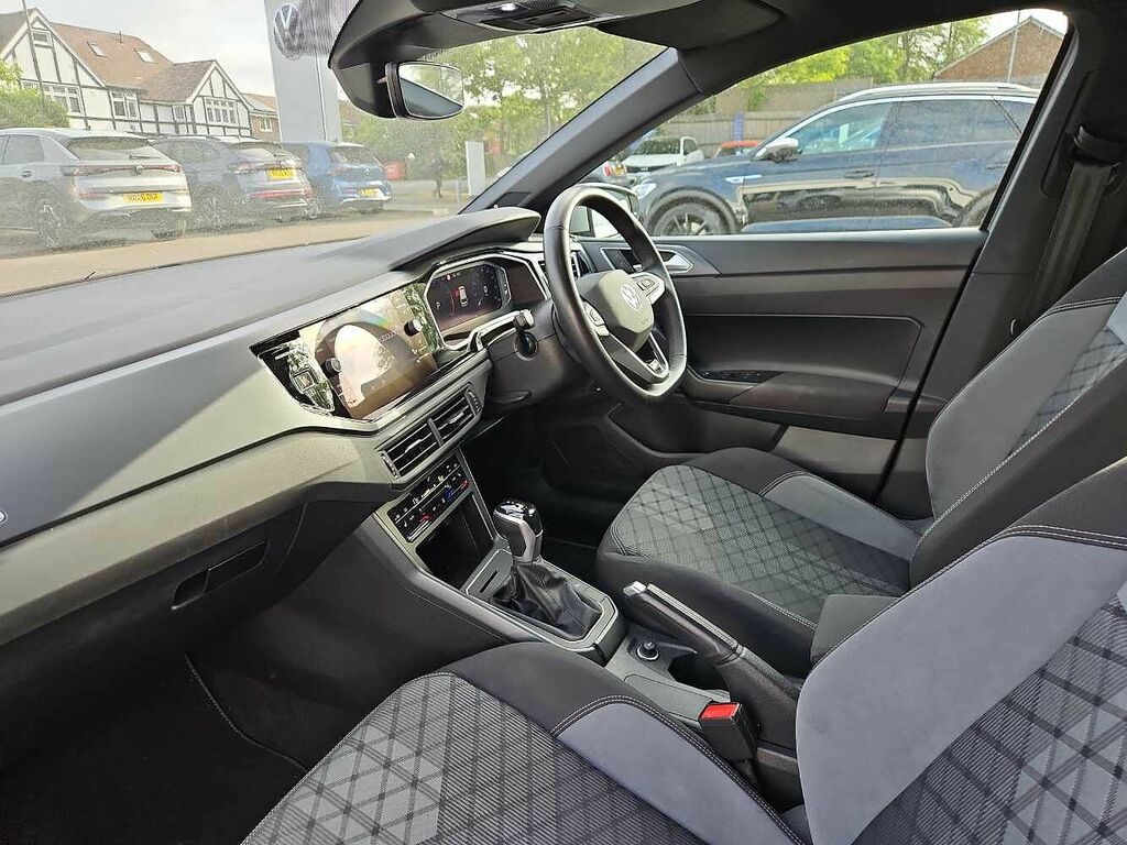 Volkswagen Polo 1.0 Tsi 110 R-line Dsg FG22HWC Silver #2