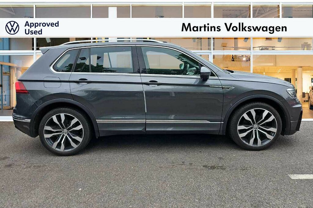 Volkswagen Tiguan R-line Tech 1.5 Tsi Evo 2Wd 150Ps 7-Speed Dsg 5 Do AO69JVD Grey #4