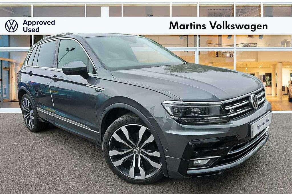 Volkswagen Tiguan R-line Tech 1.5 Tsi Evo 2Wd 150Ps 7-Speed Dsg 5 Do Grey