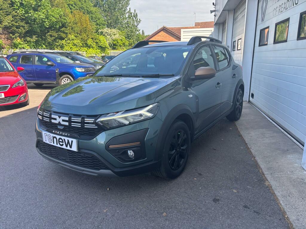Dacia Sandero Stepway 1.0 Tce Extreme Euro 6 Ss YT24XCM Green #3