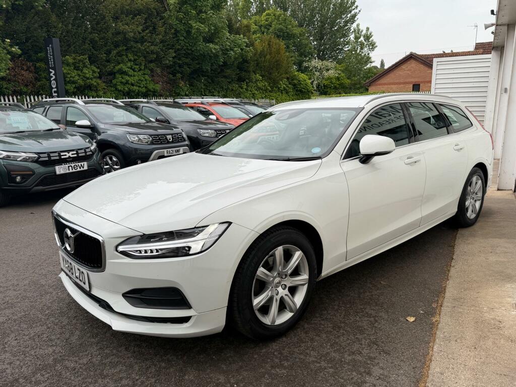 Volvo V90 2.0 D4 Momentum Euro 6 Ss White #4