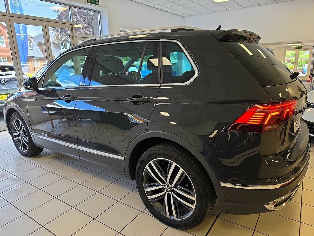 Volkswagen Tiguan 1.5 Tsi 150 Elegance Dsg DE22MYH Grey #3