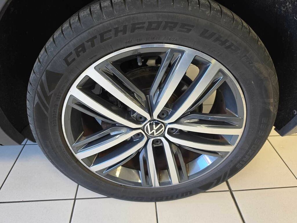 Volkswagen Tiguan 1.5 Tsi 150 Elegance Dsg DE22MYH Grey #5