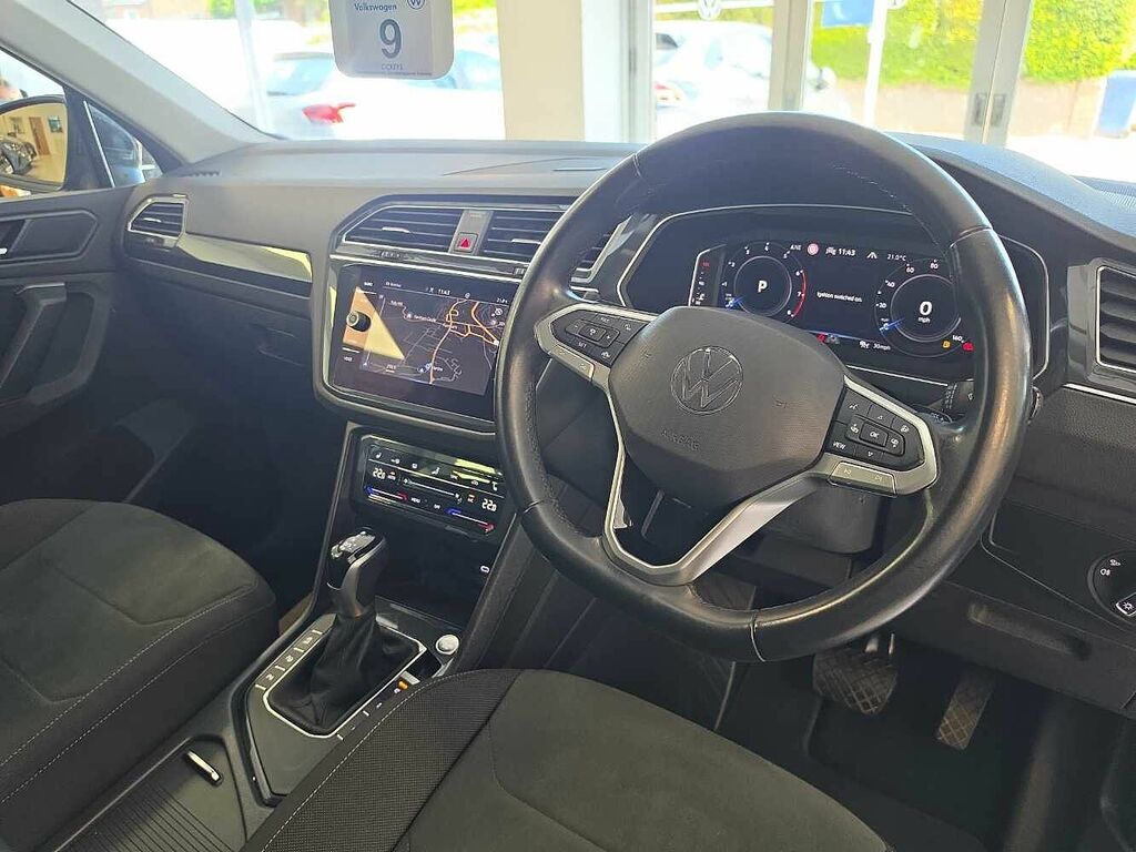 Volkswagen Tiguan 1.5 Tsi 150 Elegance Dsg MW22YBV Black #6