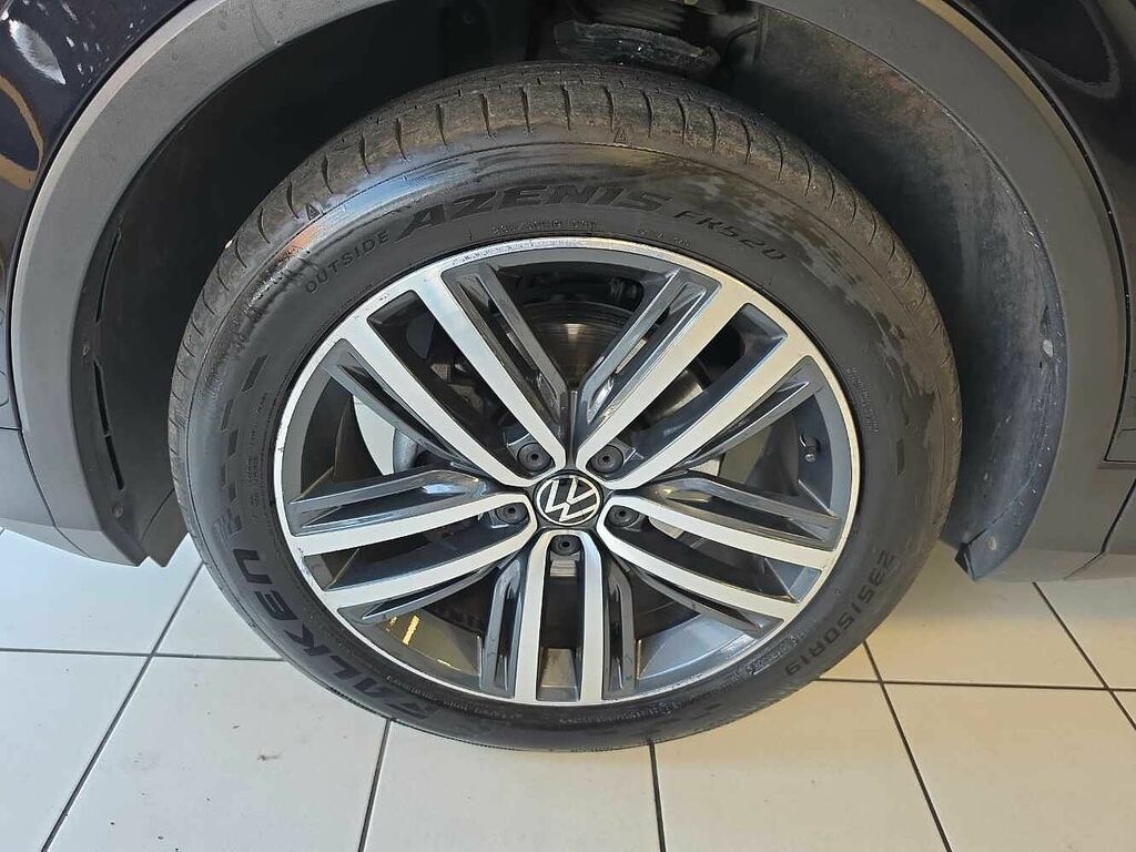 Volkswagen Tiguan 1.5 Tsi 150 Elegance Dsg MW22YBV Black #5