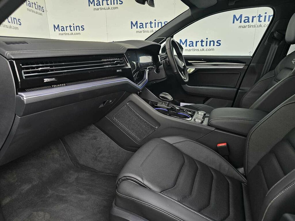 Volkswagen Touareg 3.0 V6 Tdi 4Motion 286 Black Edition Tip RF75YME Black #2