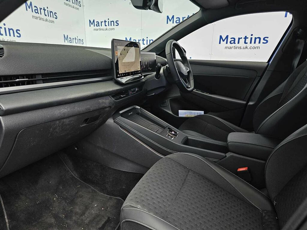 Volkswagen T-Roc 1.5 Etsi 150 R-line Dsg RK26PFN Blue #2