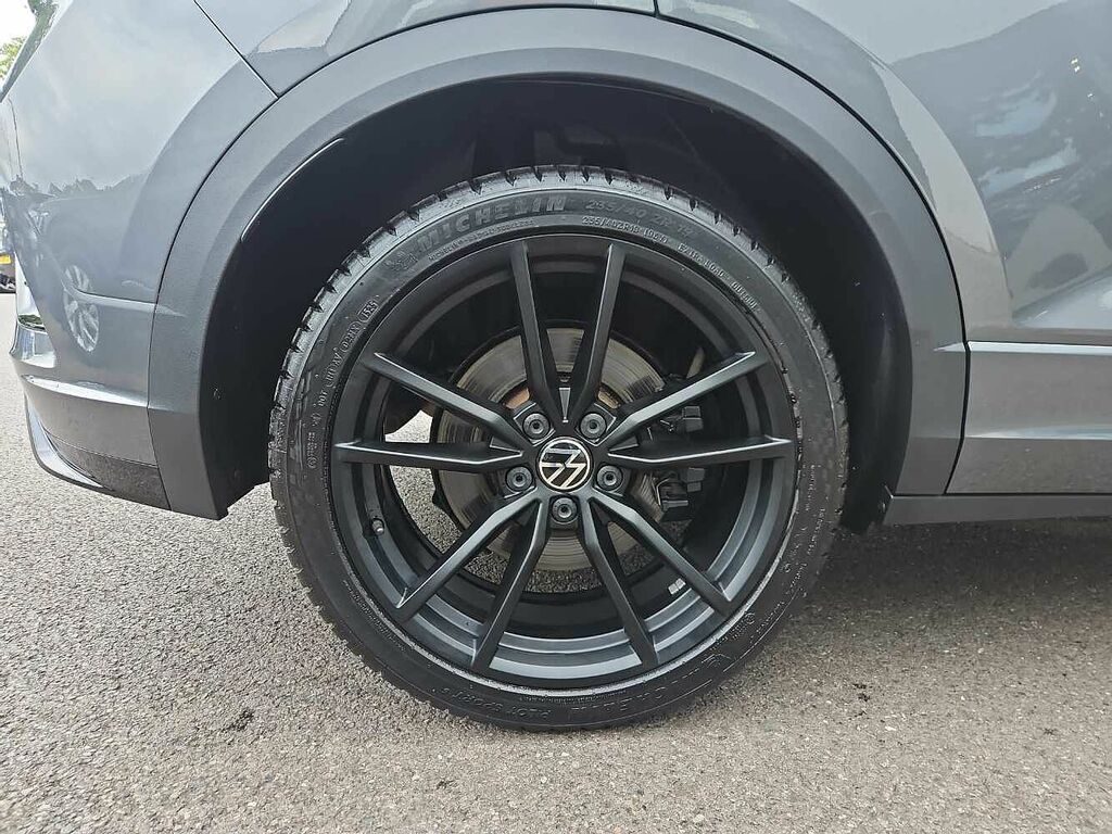 Volkswagen T-Roc 2.0 Tsi 4Motion R Dsg Grey #5