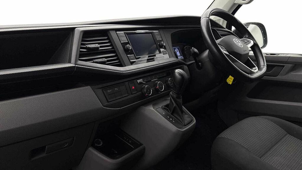 Volkswagen Transporter T32 Kombi Highline Swb 150 Ps 2.0 Tdi 7Sp Dsg Hs PK70XLZ Black #4