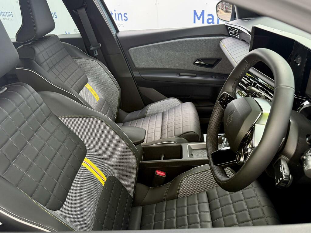 Renault 4 E-Tech 110Kw Techno 52Kwh Comfort Range Blue #17