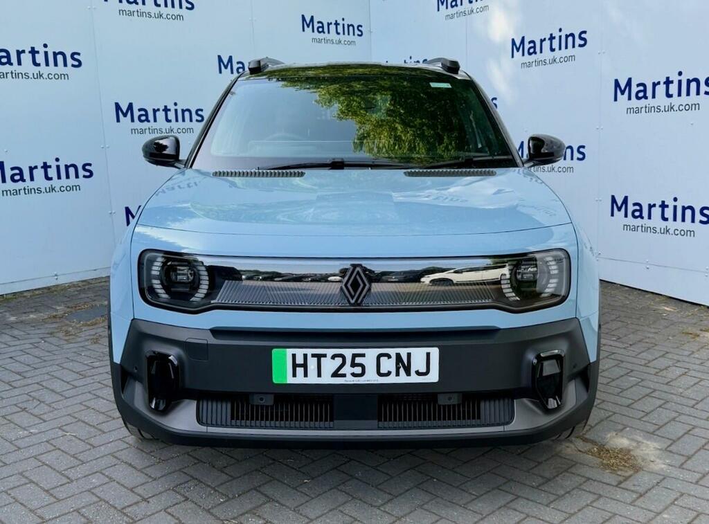 Renault 4 E-Tech 110Kw Techno 52Kwh Comfort Range Blue #3
