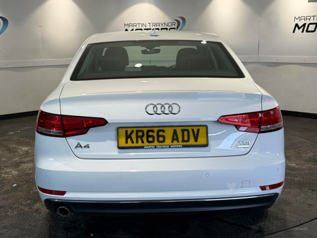 Audi A4 2.0 Tdi Ultra Se S Tronic KR66ADV  #6