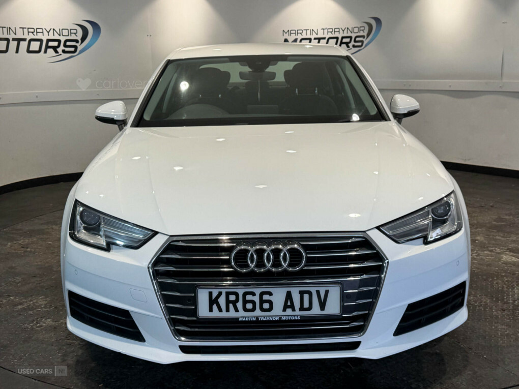 Audi A4 2.0 Tdi Ultra Se S Tronic KR66ADV  #2