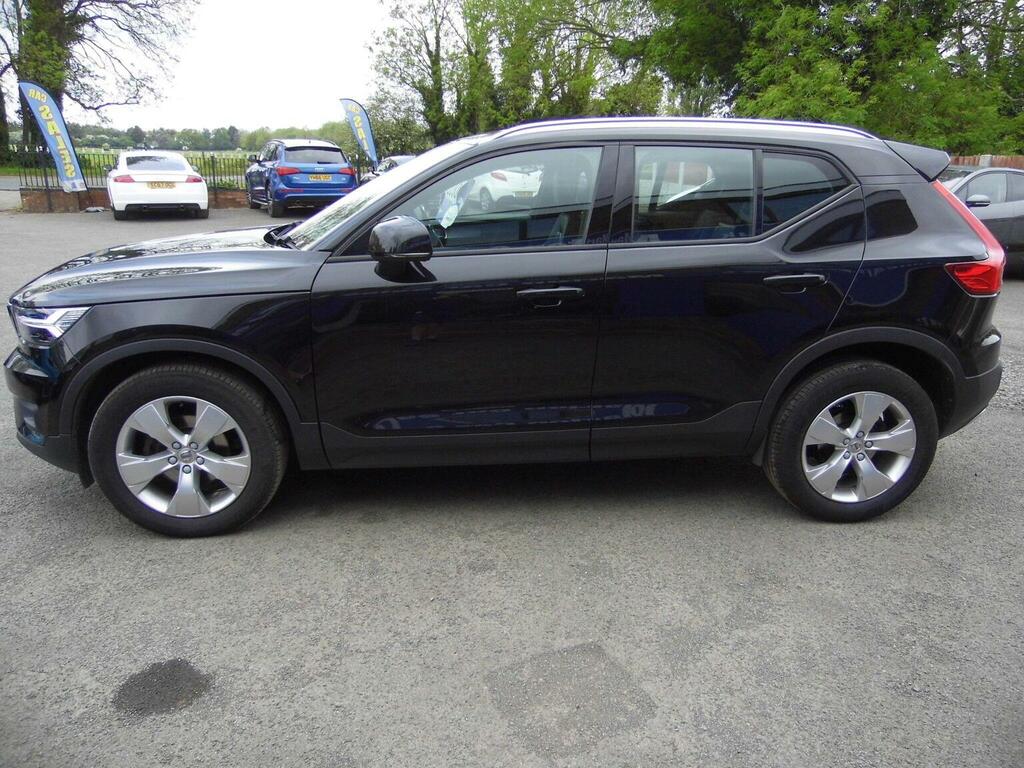 Volvo XC40 Suv 2.0 D3 Momentum Pro Euro 6 Ss 201969 GJ69WVV Black #5