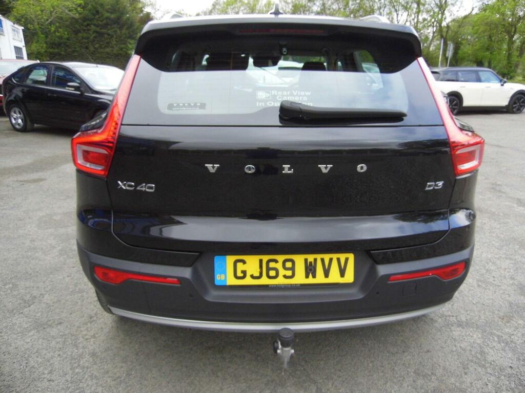 Volvo XC40 Suv 2.0 D3 Momentum Pro Euro 6 Ss 201969 GJ69WVV Black #6